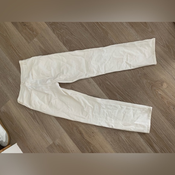 AGOLDE, Size 24 white Ripley Jean. - Picture 3 of 3